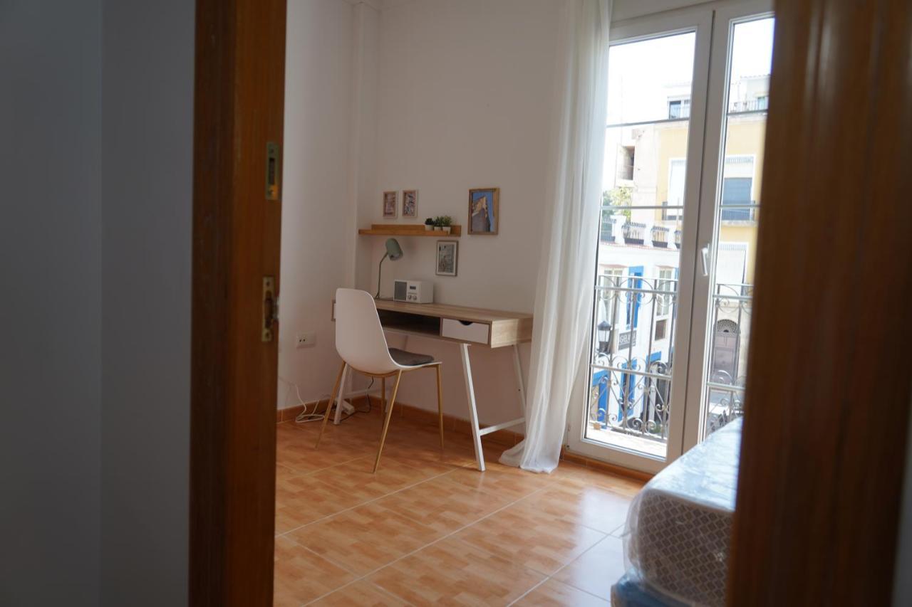 Apartament Edificio Amarillo En El Barrio Alicante Zewnętrze zdjęcie