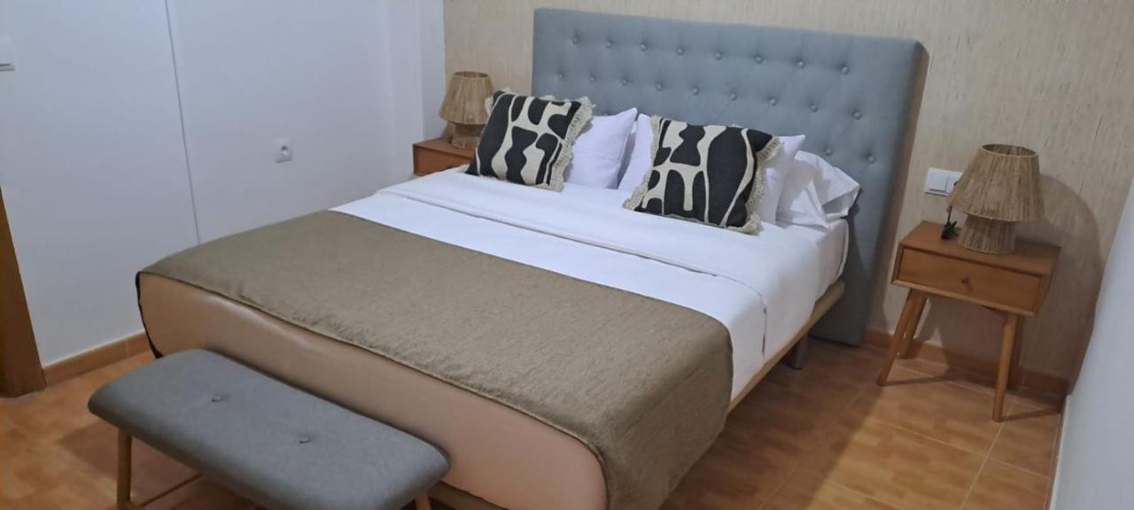 Apartament Edificio Amarillo En El Barrio Alicante Zewnętrze zdjęcie