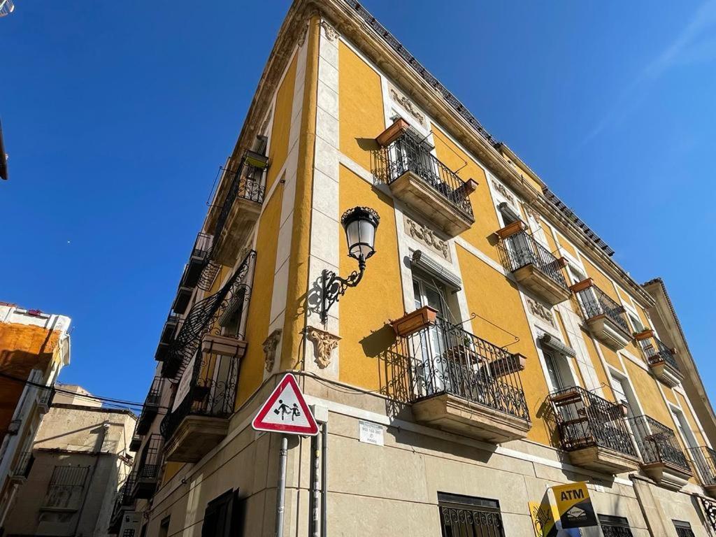 Apartament Edificio Amarillo En El Barrio Alicante Zewnętrze zdjęcie