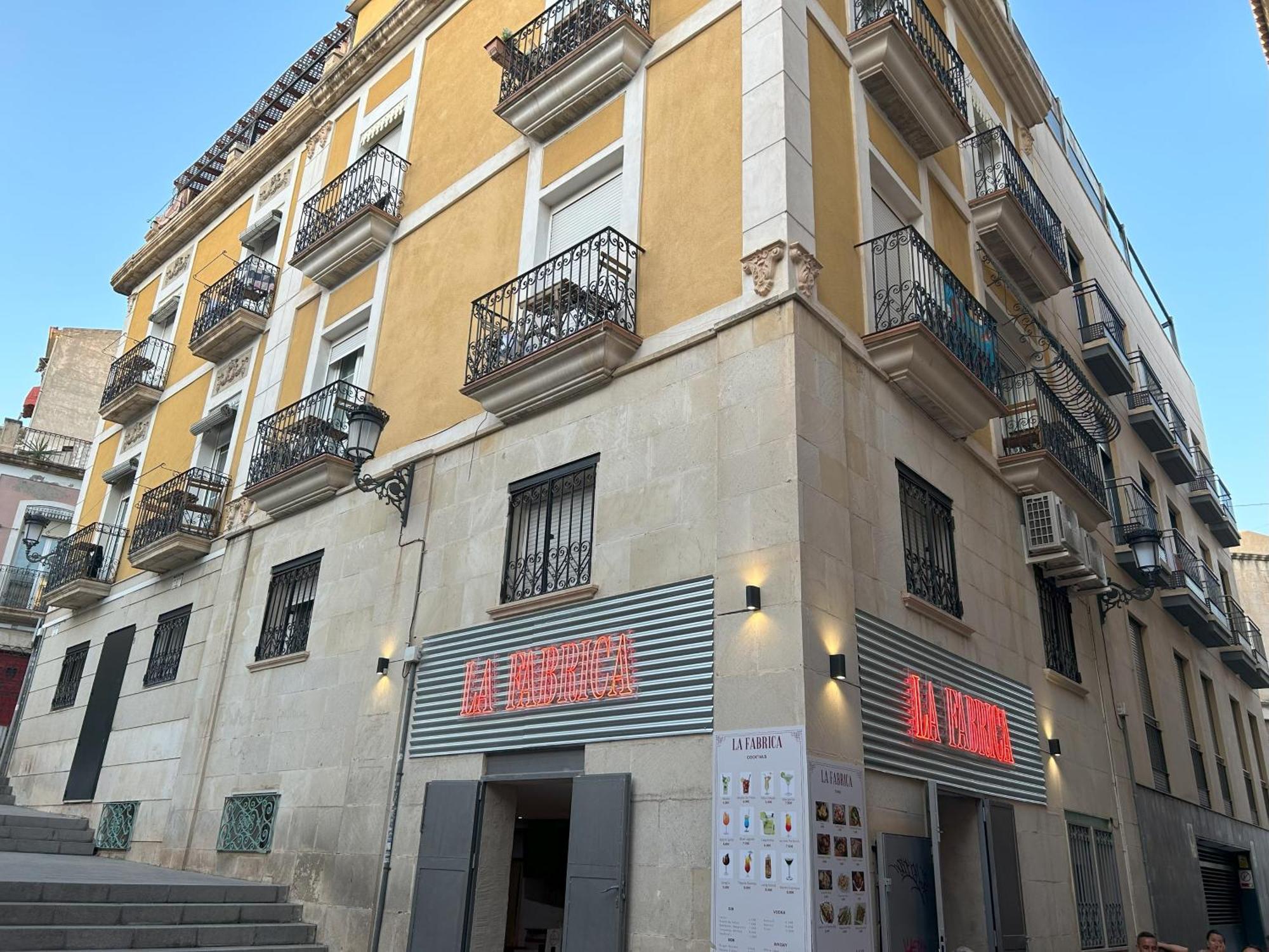 Apartament Edificio Amarillo En El Barrio Alicante Zewnętrze zdjęcie