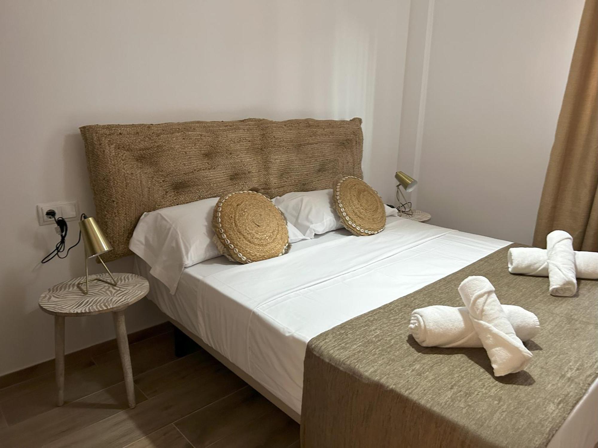 Apartament Edificio Amarillo En El Barrio Alicante Zewnętrze zdjęcie