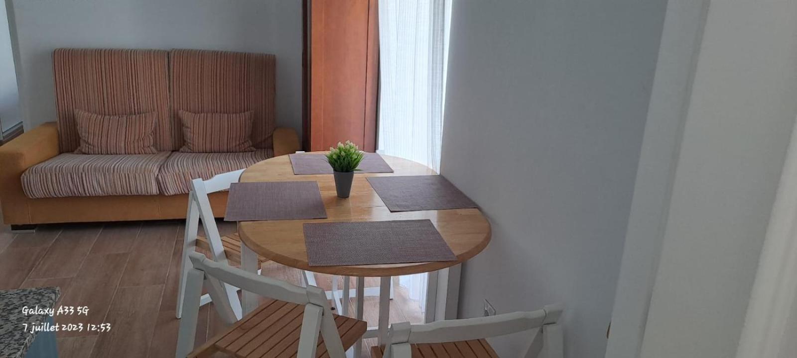 Apartament Edificio Amarillo En El Barrio Alicante Zewnętrze zdjęcie