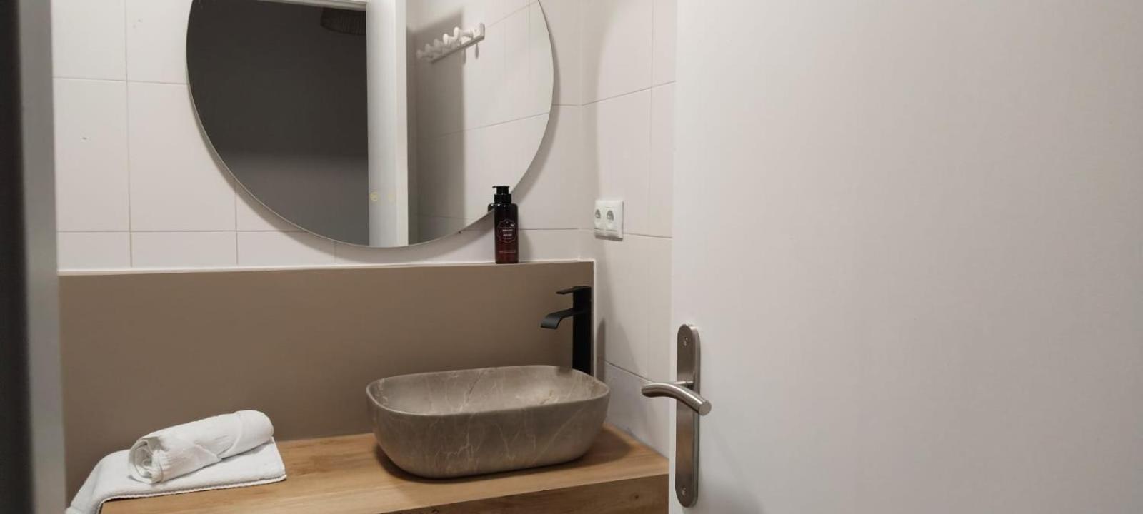 Apartament Edificio Amarillo En El Barrio Alicante Zewnętrze zdjęcie