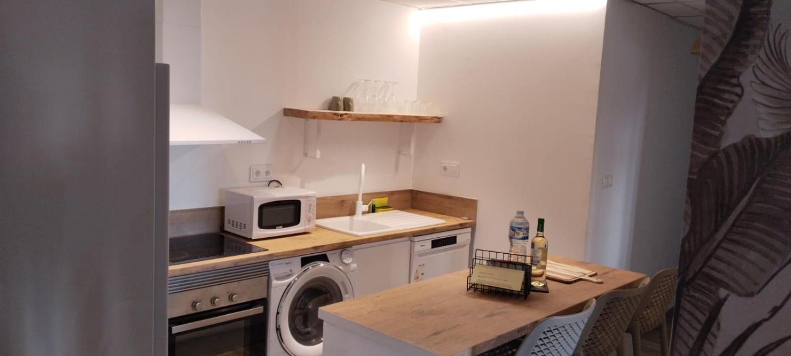 Apartament Edificio Amarillo En El Barrio Alicante Zewnętrze zdjęcie
